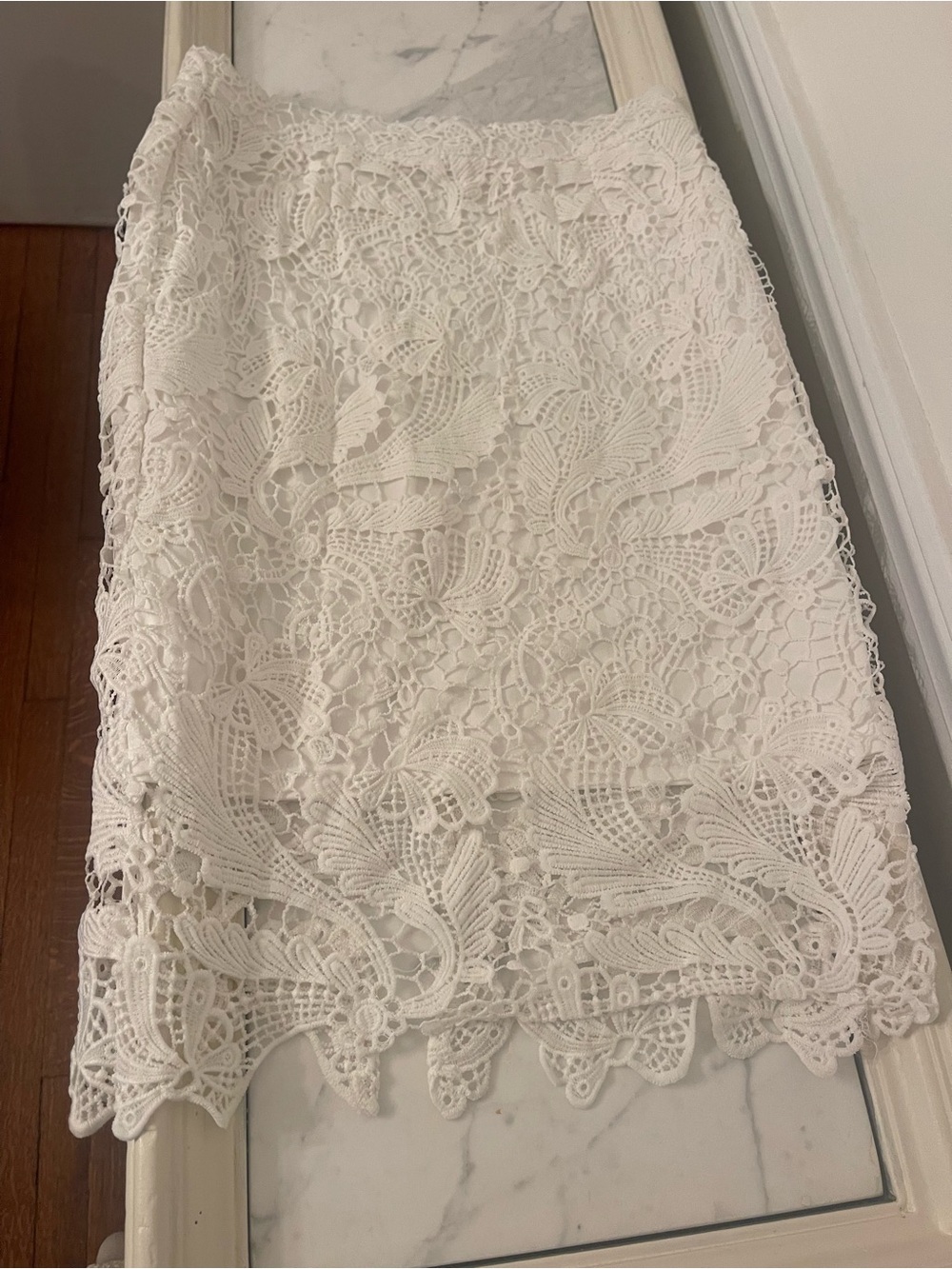 L'ATISTE White Crochet Lace Pencil Skirt
